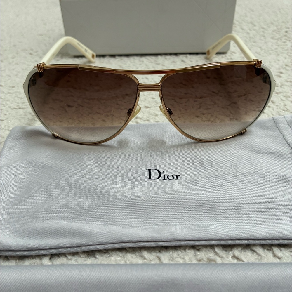 Dior Chicago 2 Aviator Sunglasses - Picture 3 of 7